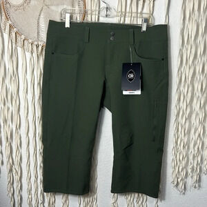 Club Ride NWT Joanie Capri 16.5” in Olive Size Large